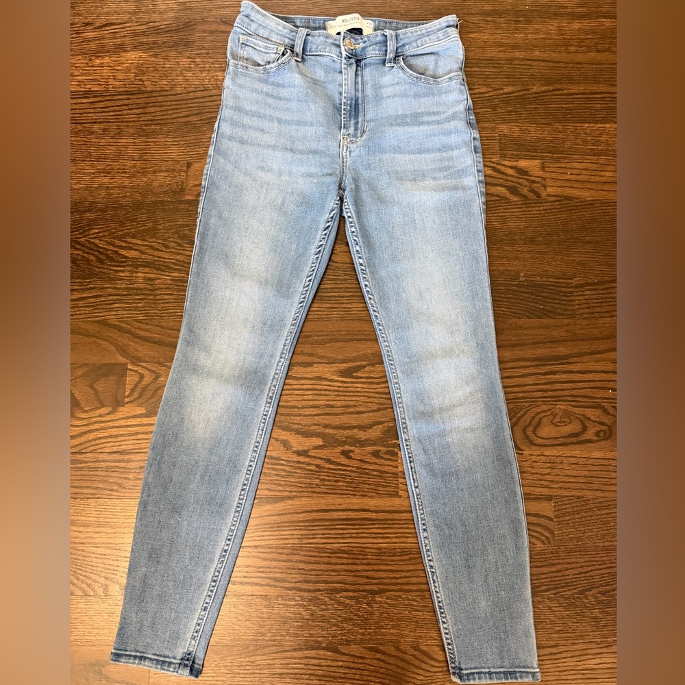 Hollister Women's Light Blue Skinny Jeans